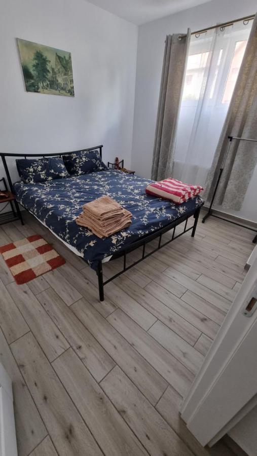 New Bucuresti Relax Flat - Apartament Relaxare - 4 People Lägenhet Exteriör bild
